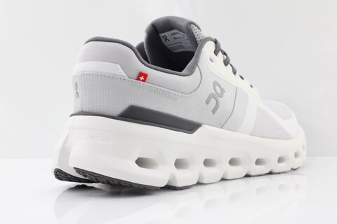 On Cloudrunner 2