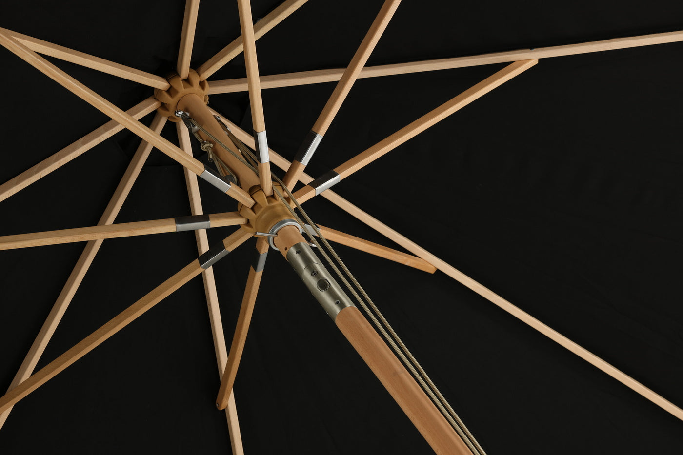 FjÃ´rd - Parasol Zwart 330cm - Tilt - Nypo