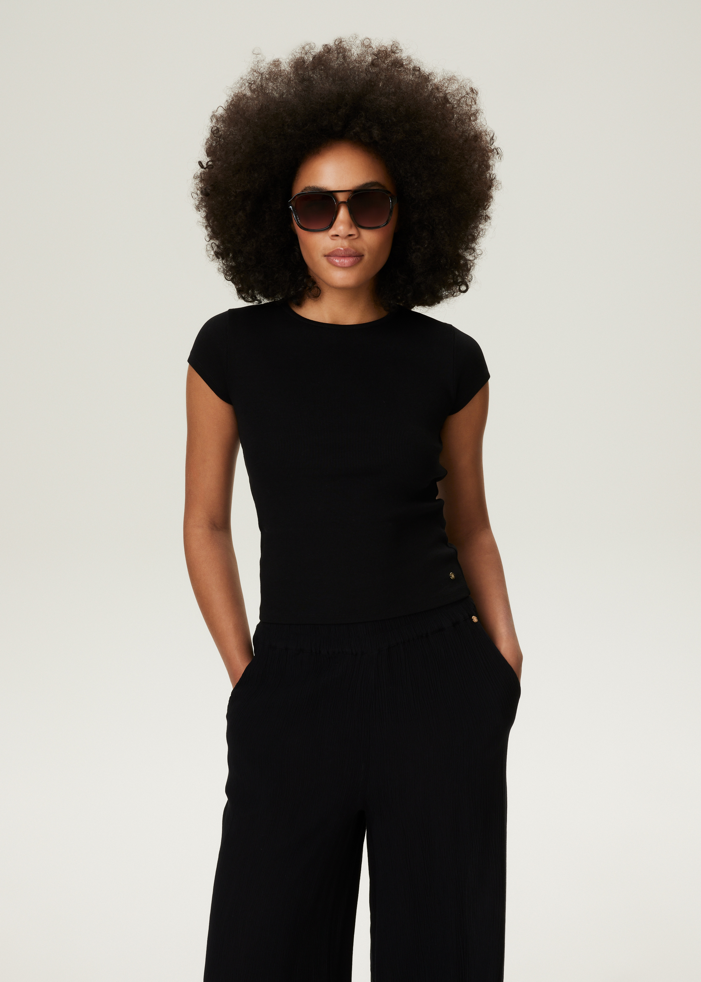 Top met ribstructuur