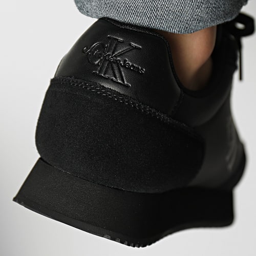 Baskets Retro Runner 0746 Triple Black