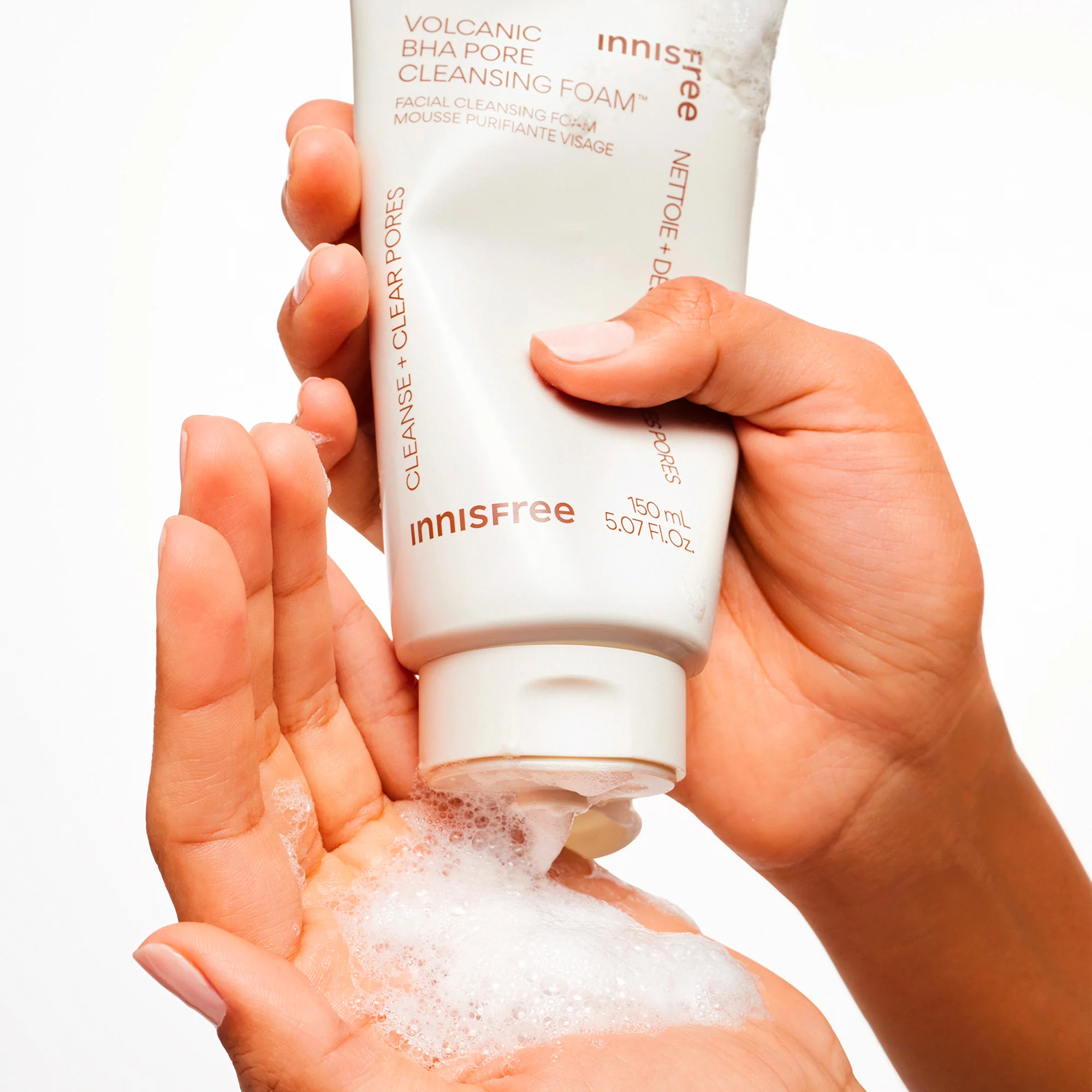 Innisfree Volcanic BHA Pore Cleansing Foam Mousse Nettoyante Clarifiante