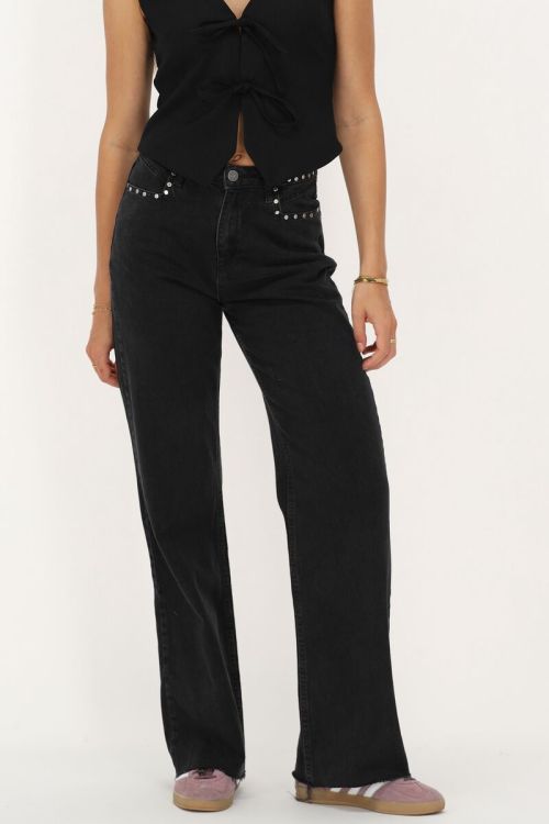 Zwarte jeans met wijde pijpen & studs