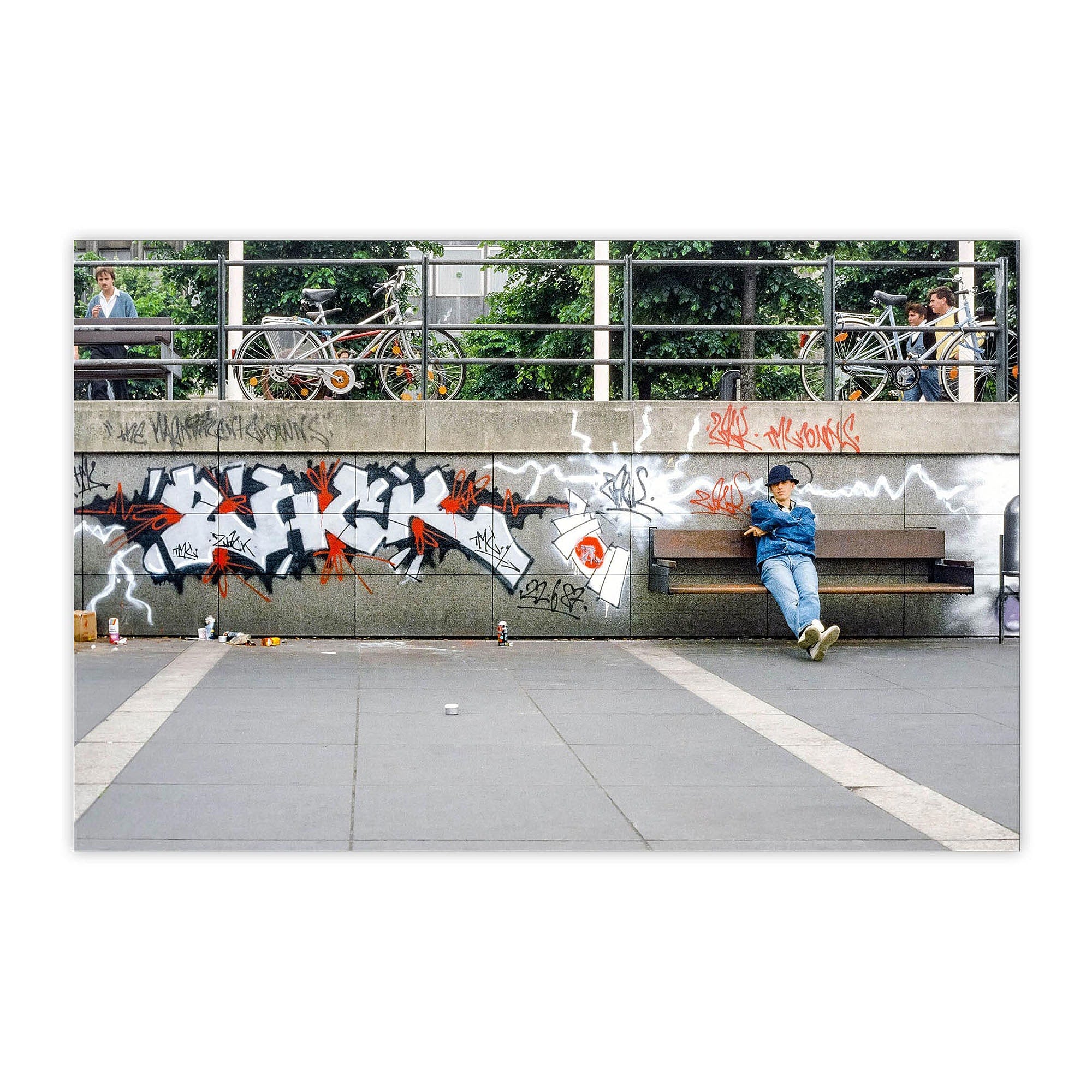 Double-H<br>EINE STADT WIRD BUNT. Hamburg Graffiti History 1980 - 1999