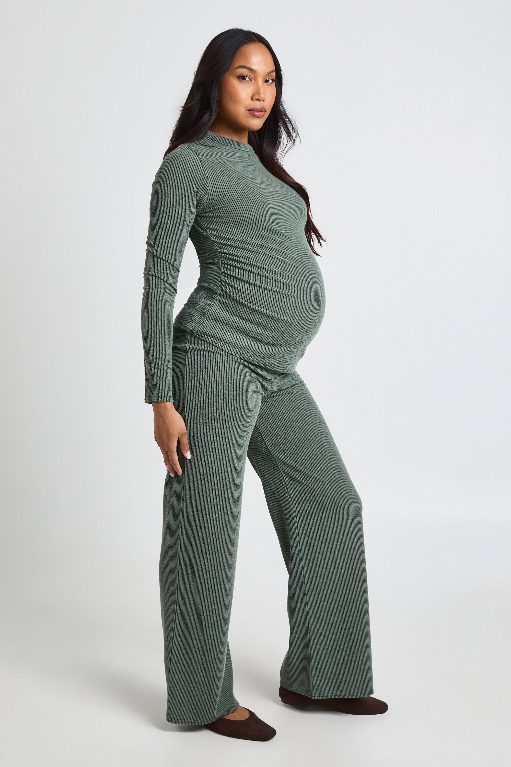 boohoo Ensemble De Maternité Haut Côtelé Bicolore À Manches Longues Et Pantalon Évasé