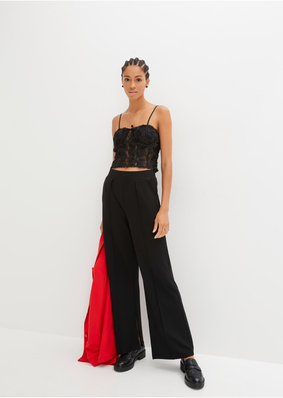 Top bretelles spaghetti en dentelle