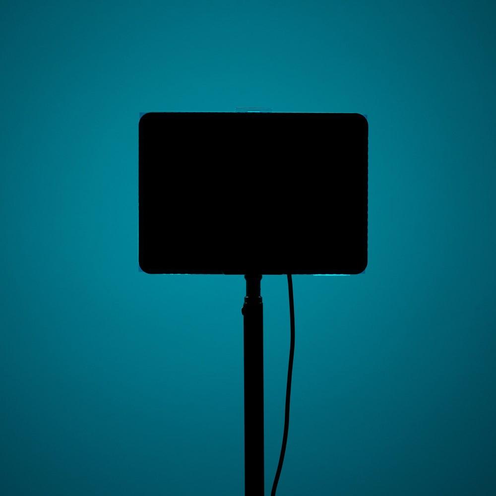 (185x130mm) Professionelles USB Video Selfie Licht LED Beleuchtung mit 9 Farbfilter   5 Stufen für YouTuber / Influencer
