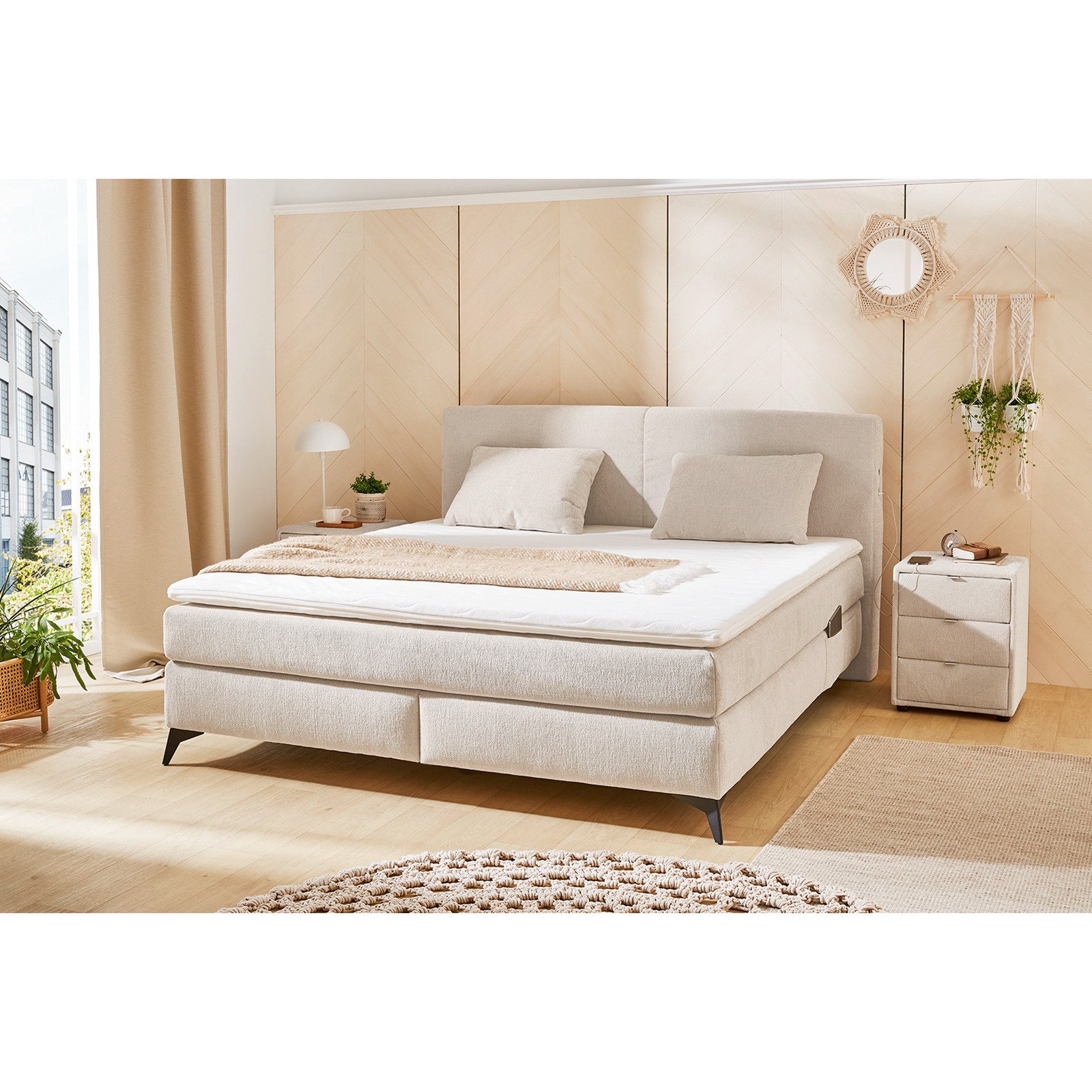 Boxspringbett Kira, Stoff Chenille, 180 x 200 cm, mit LED-Unterflurbeleuchtung beige