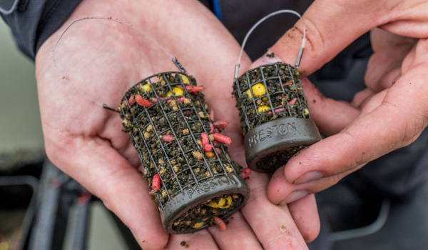 Preston Distance Cage Feeder