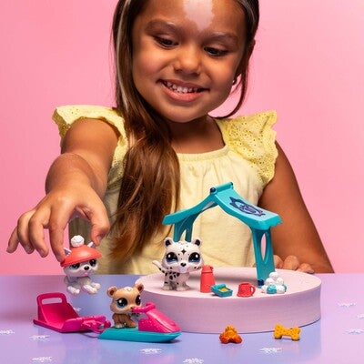 Littlest Pet Shop Snowy Day Lekesett