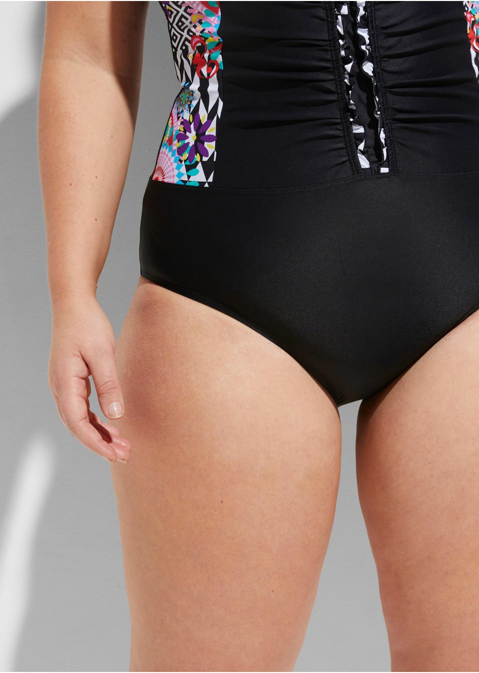 Maillot 1 pièce sculptant avec effet sculptant léger