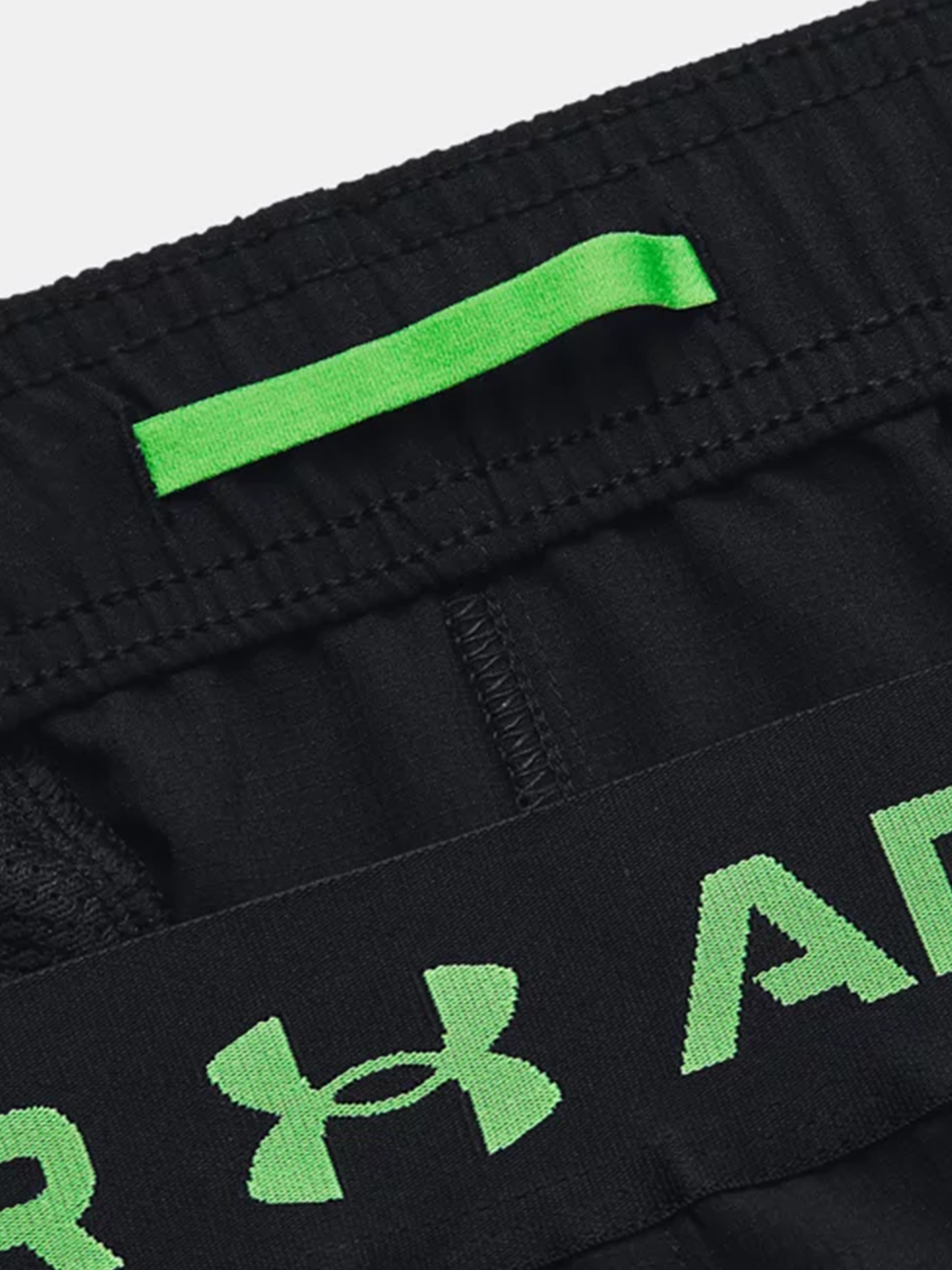Vanish Woven 6in Shorts