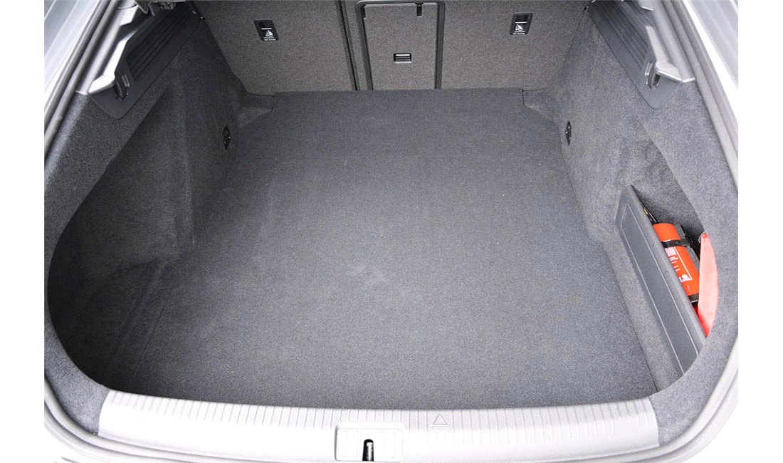 Bagagerumsbakke VW Arteon 4d 06/2017-
