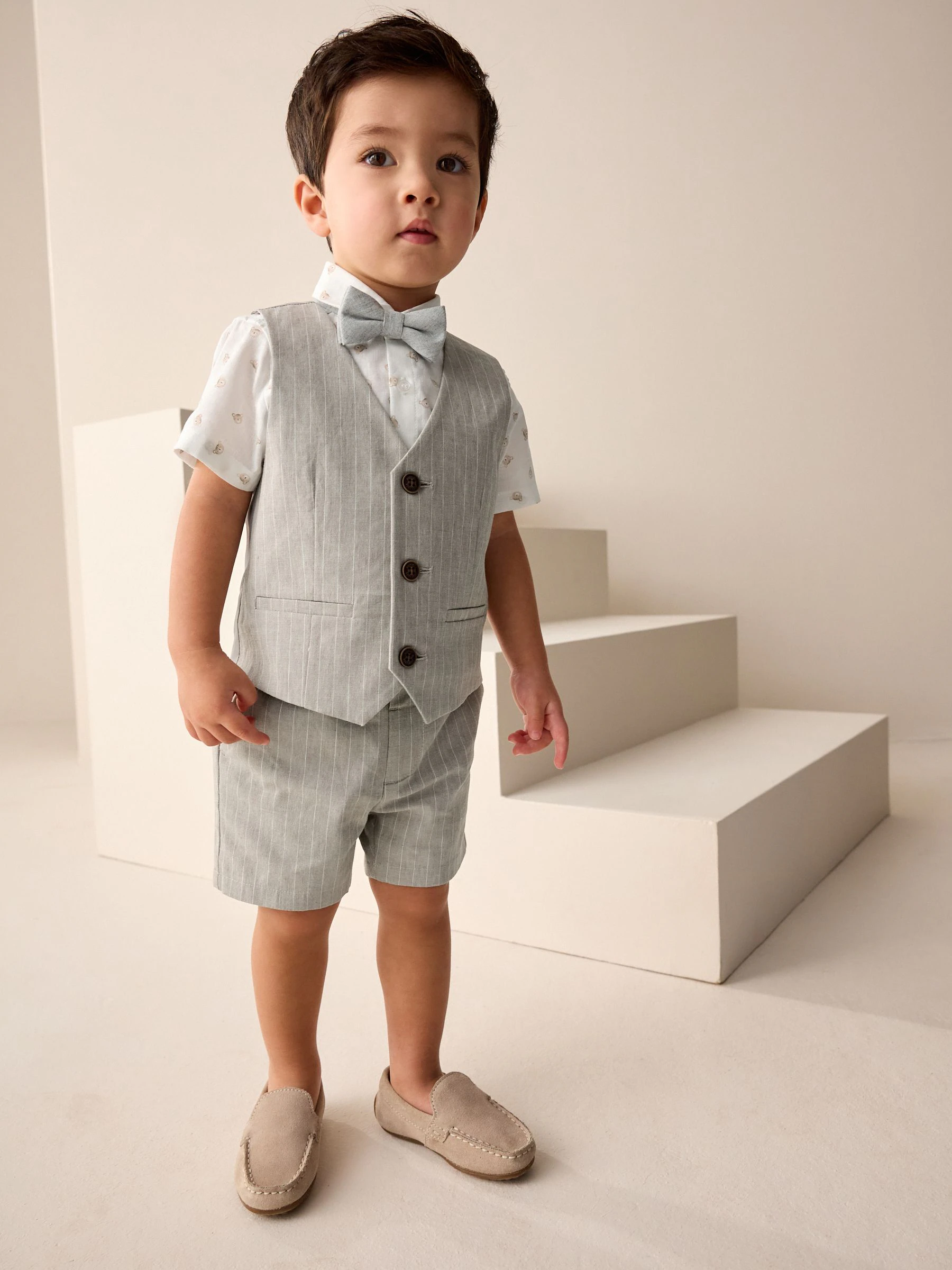 Naturel Bear Pinstripe - Set met gilet, overhemd, shorts en vlinderdas (3mnd-9jr)