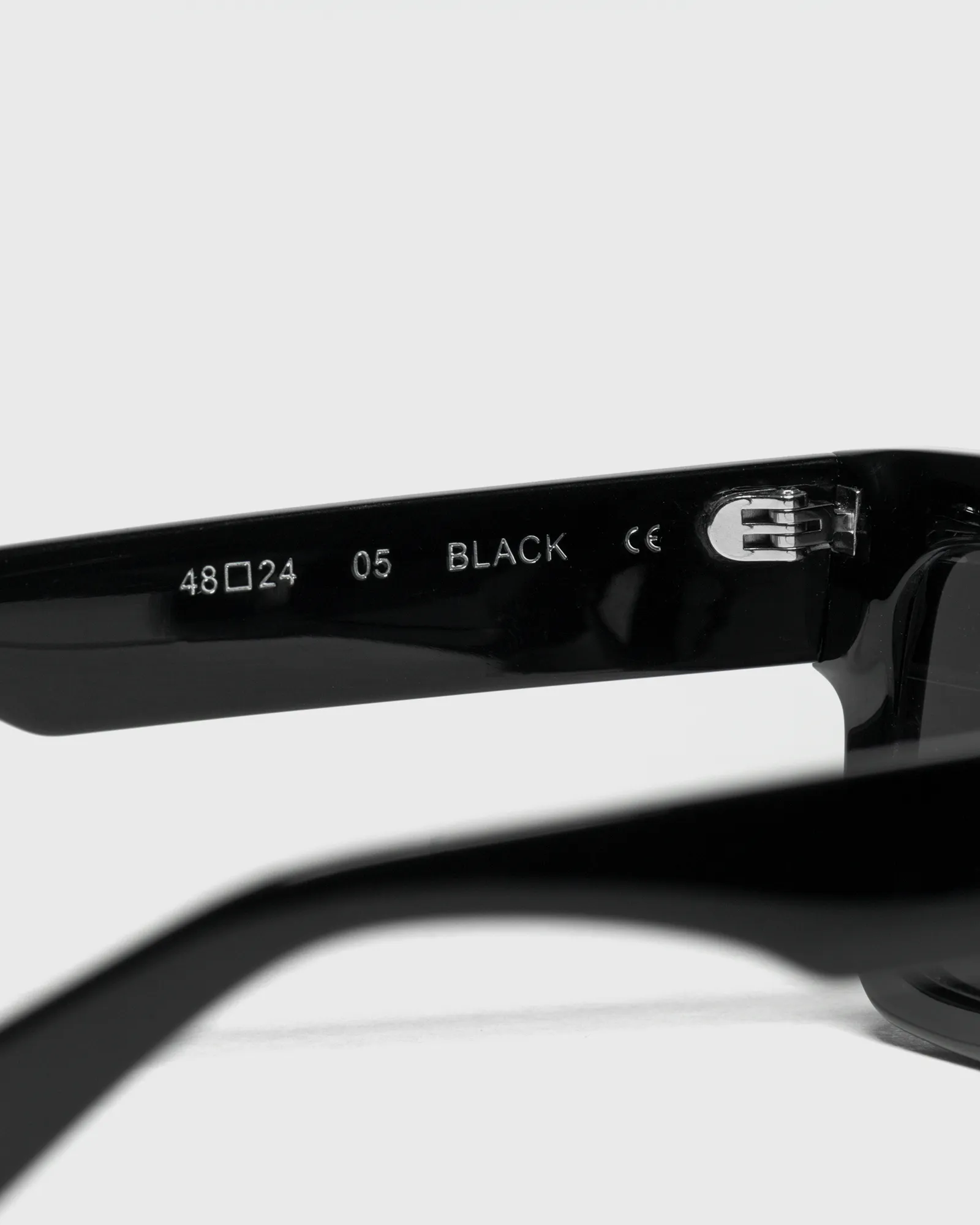 Chimi Eyewear 05 BLACK SUNGLASSES