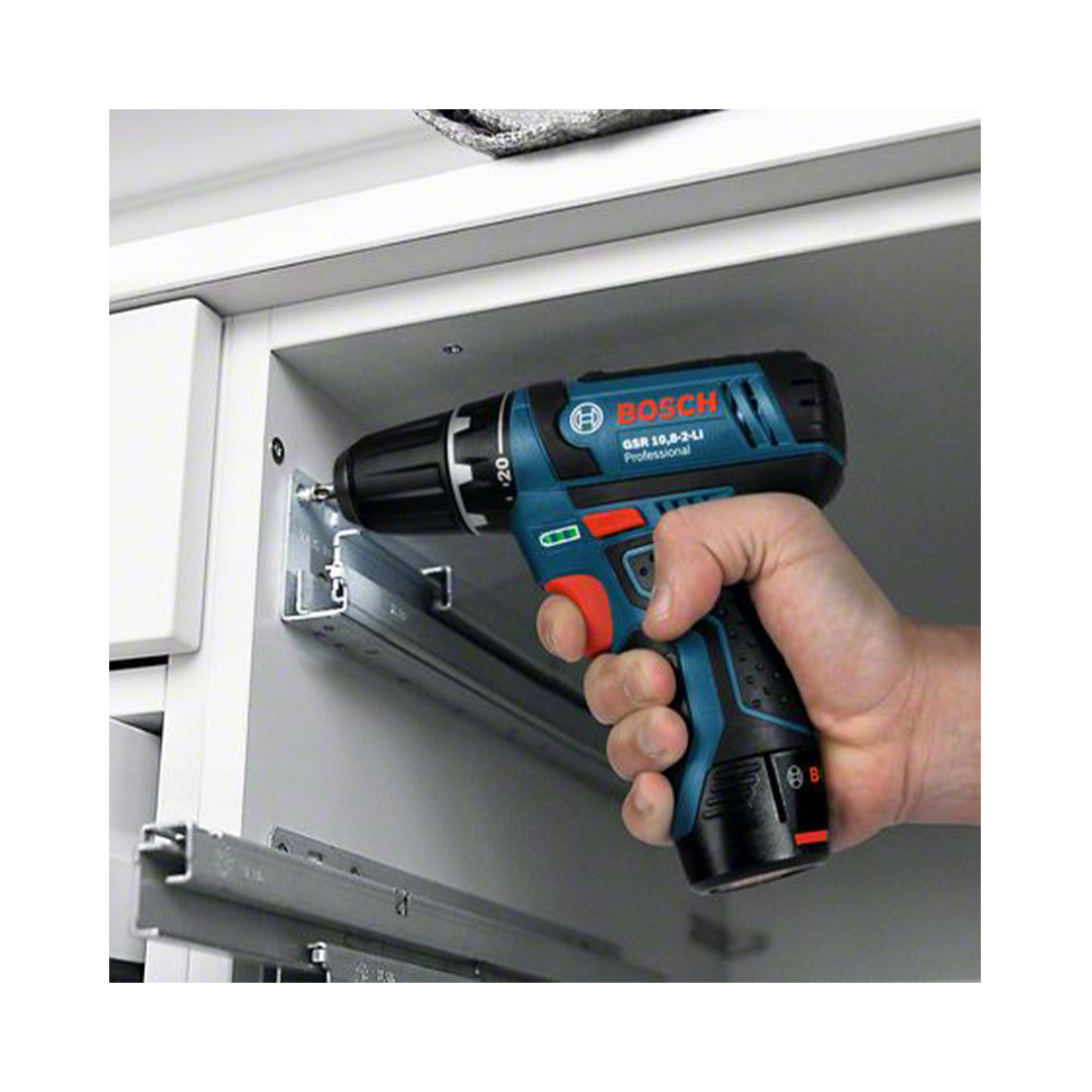Bosch GSB 12V-15+39AC(1x2.0 1x4.0 Bag) CLC (0 601 9B6 90G)