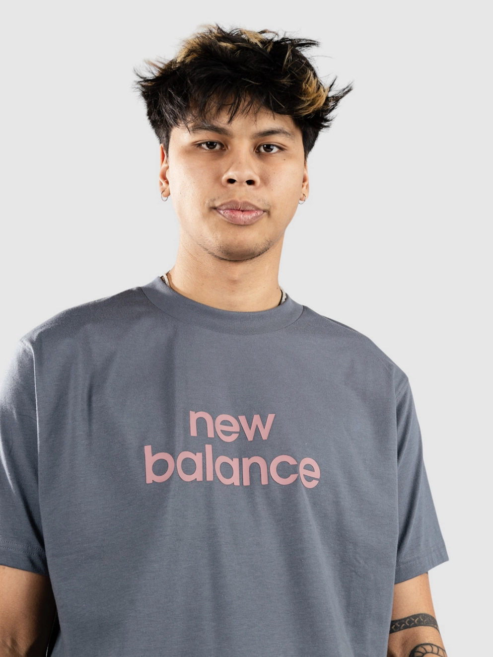 New Balance Linear Logo Relaxed T-Shirt graphite