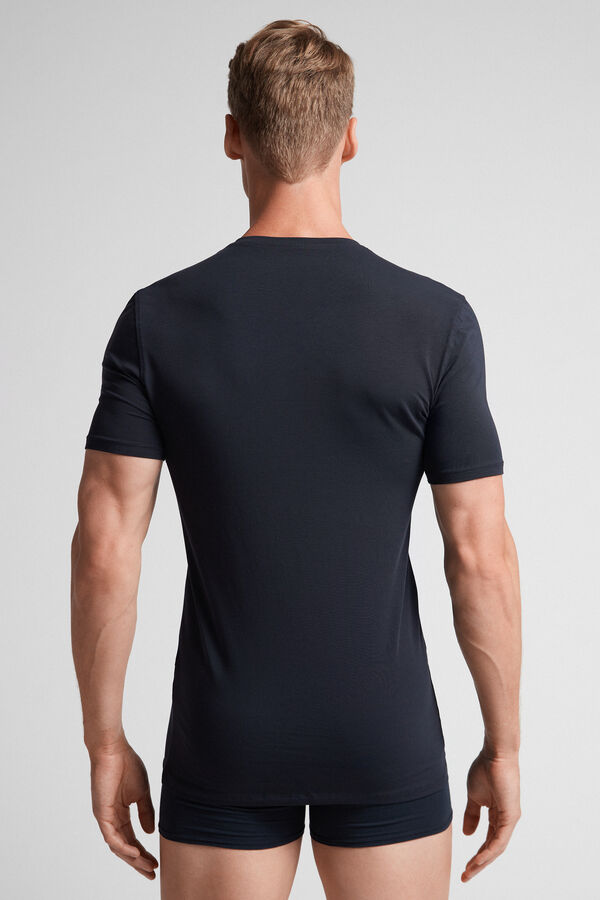 Camiseta de algodão elástico Supima® com decote em V