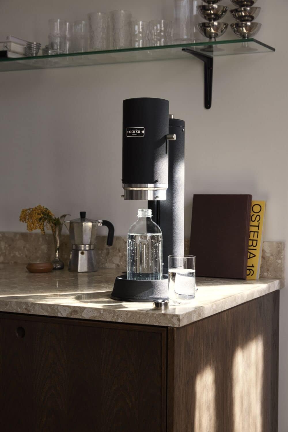 Aarke Carbonator Pro, Wassersprudler mit Glasflasche, Mattschwarz Finish