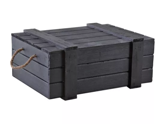 Coffre en bois peint noir