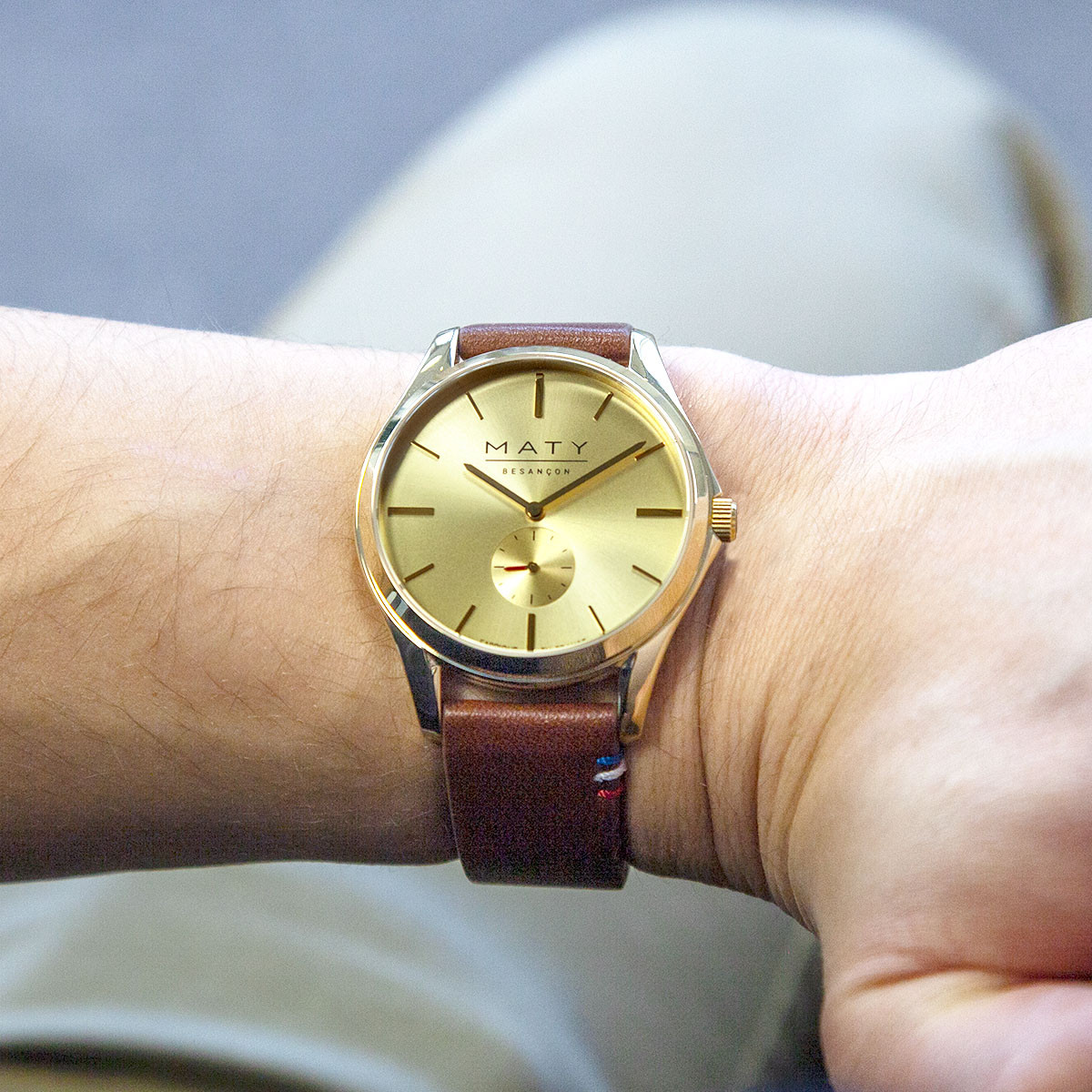 Montre homme acier doré bracelet cuir marron
