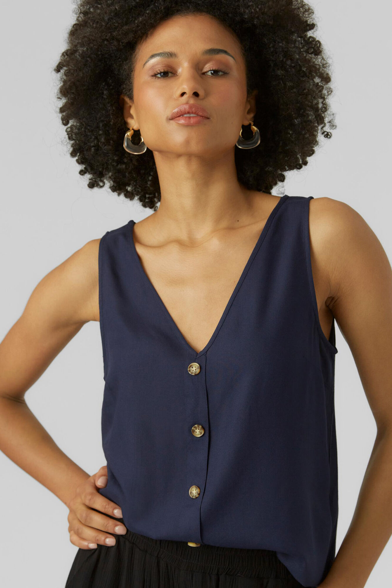 Top feminino sem alças com detalhe de botões - Azul marinho