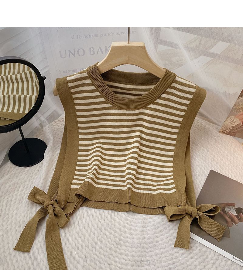 DIYI - Gestreept vest met ronde hals en vetersluiting