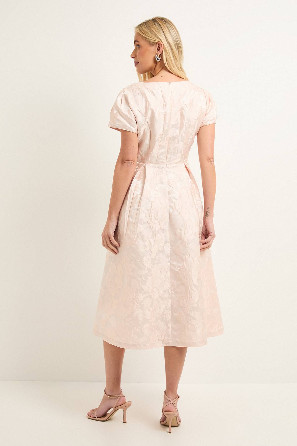 Wallis Robe Mi-Longue Jacquard avec Détails de Coutures - Petite Taille