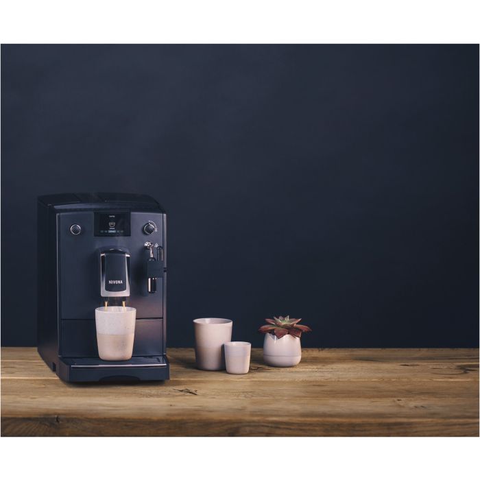 Nivona Kaffeevollautomat CafeRomatica NICR 550 // 1kg Nivona Kaffee gratis