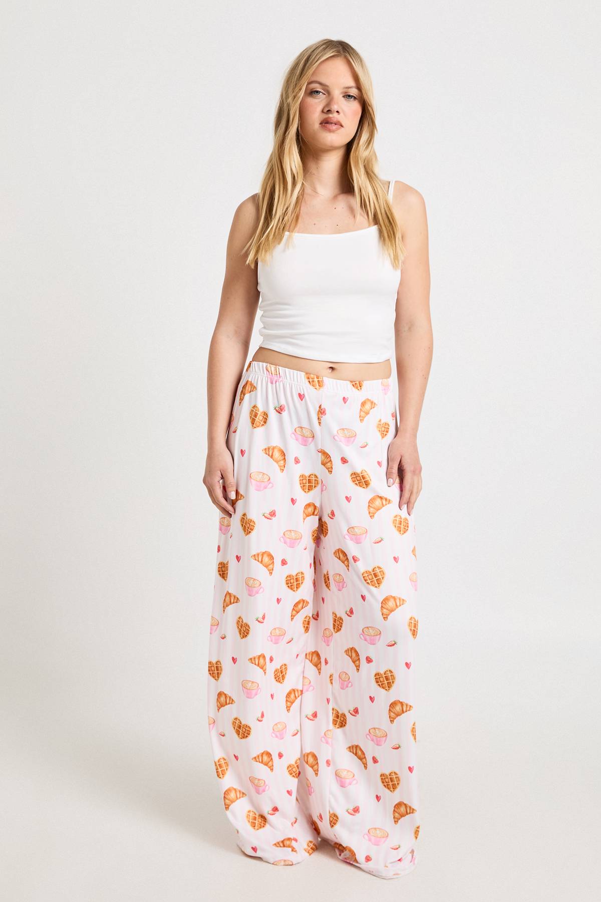 boohoo Ensemble Débardeur Et Pantalon Petite À Motifs Croissants Et Rayures