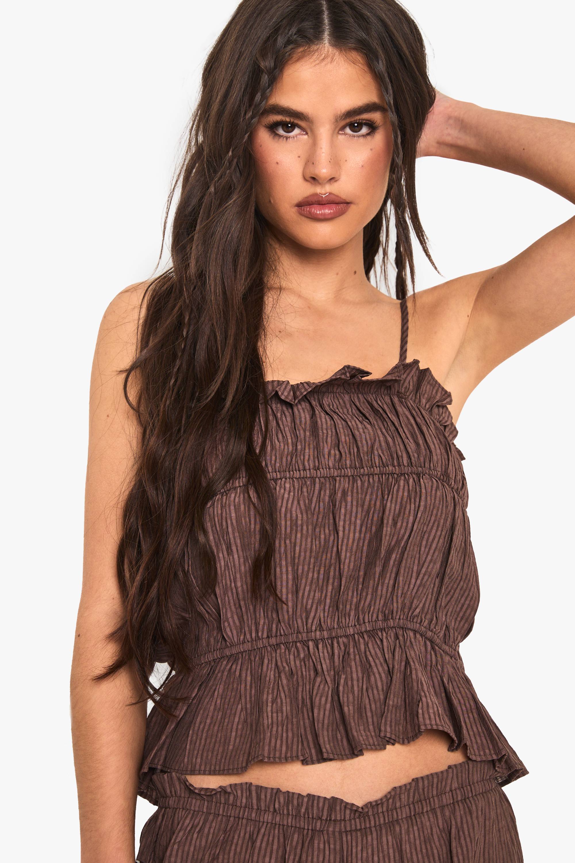 boohoo Camis à volants texturés à rayures