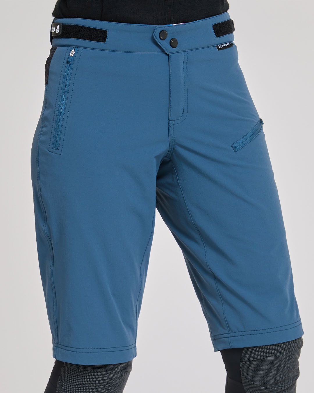 Womens Gravity Shorts