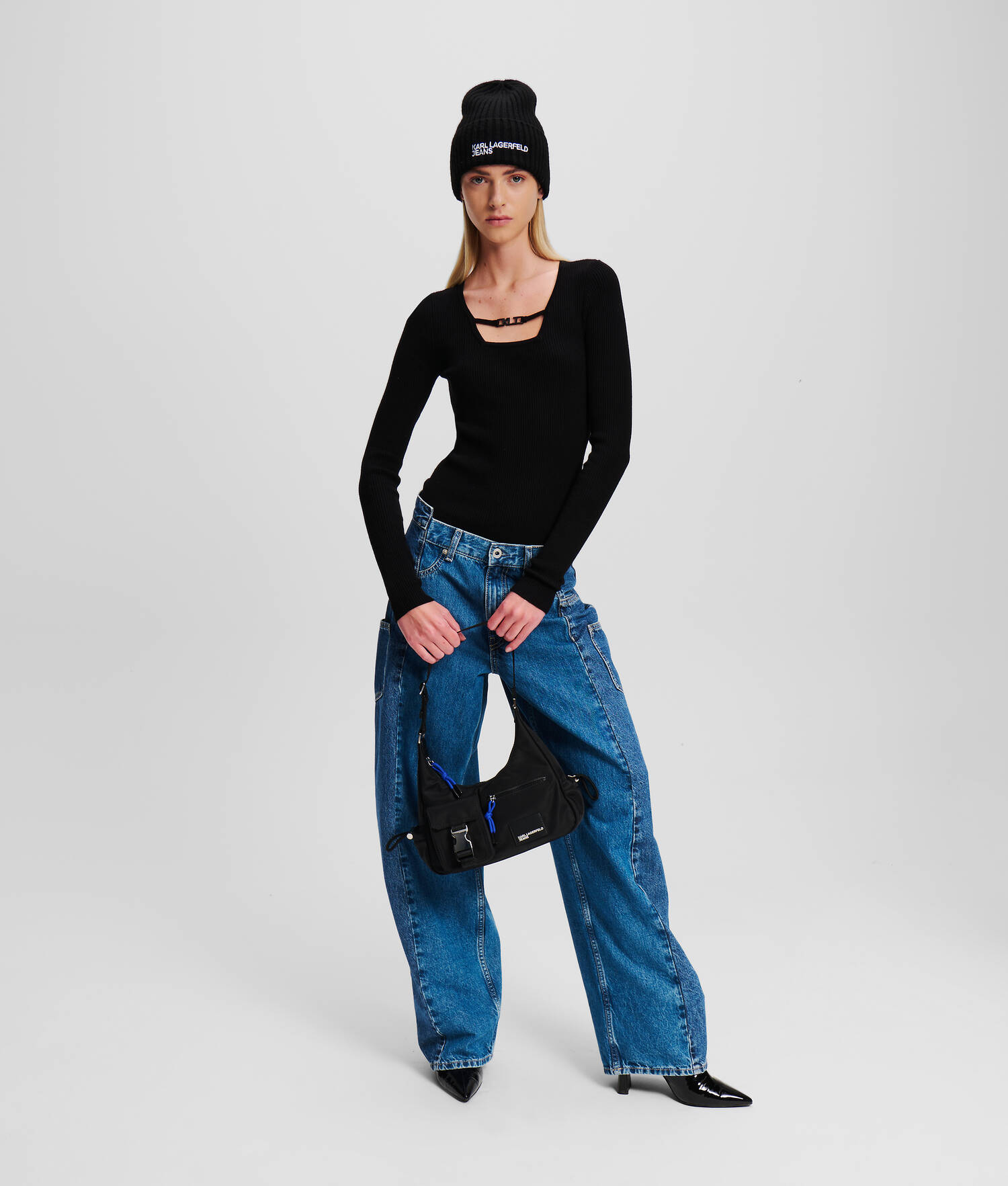 HAUT EN TRICOT À ENCOLURE CARRÉE KLJ