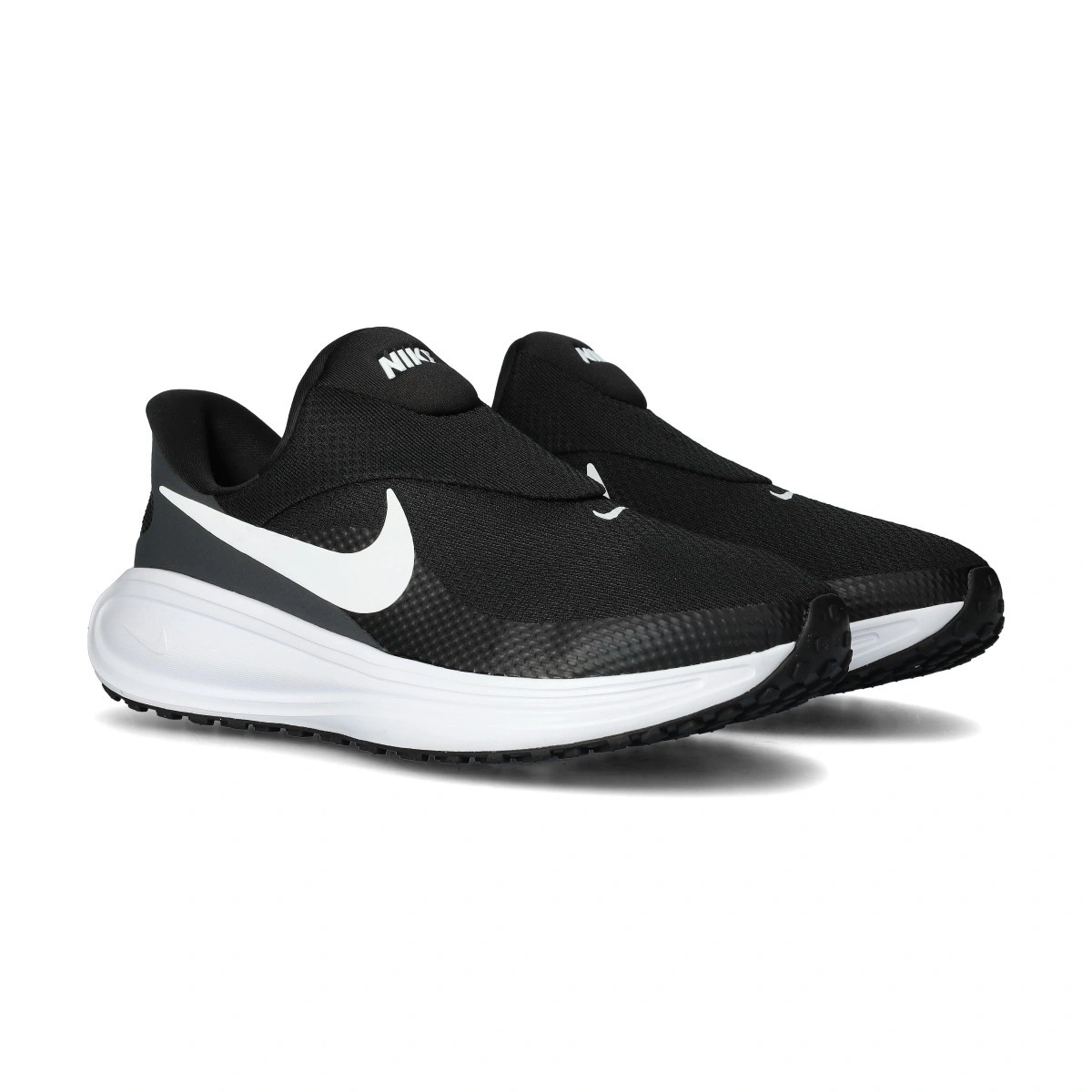 Sapatilha Nike Revolution 8