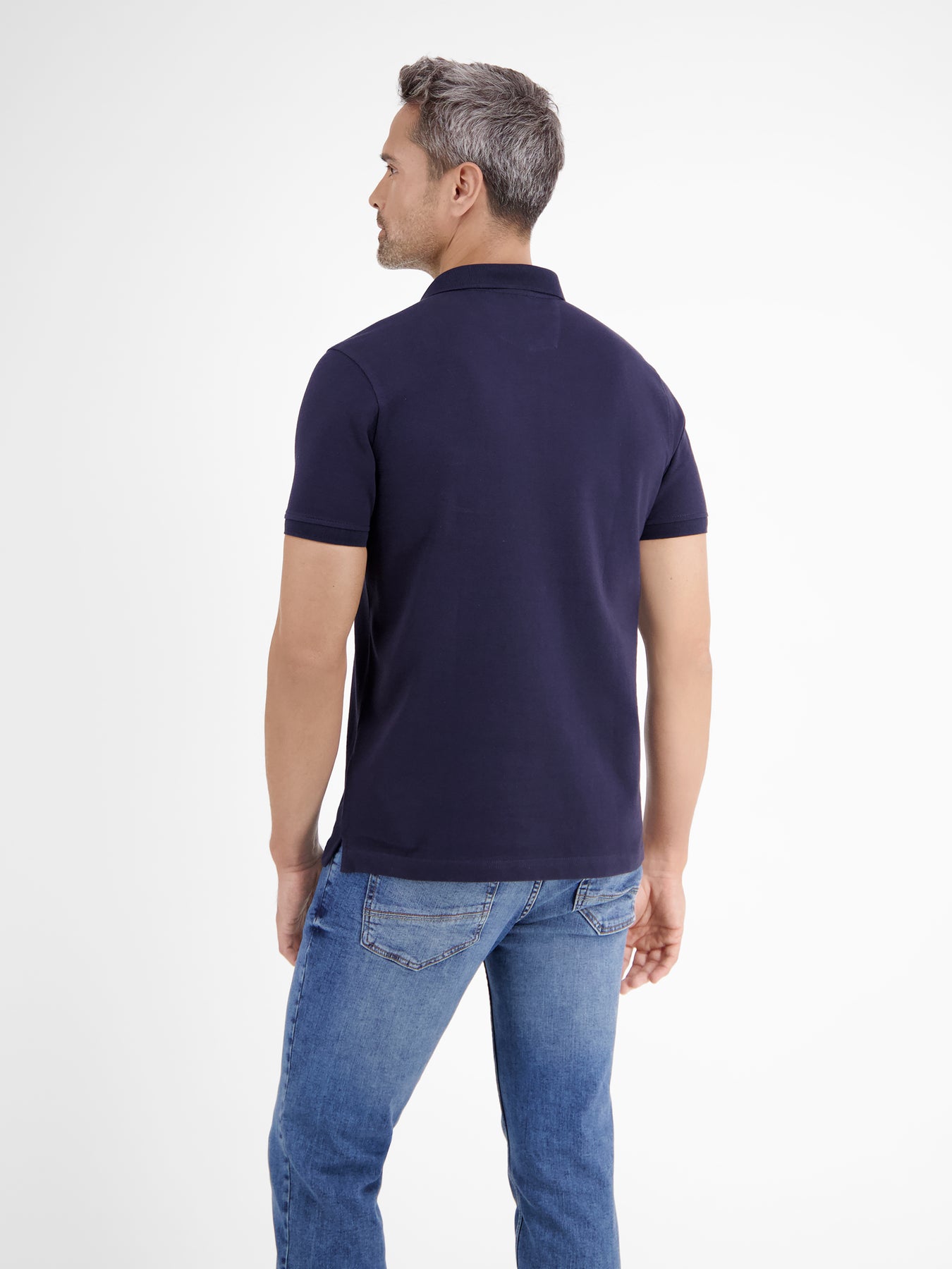 Basic Herren Poloshirt in klassischer Passform und Piquéqualität