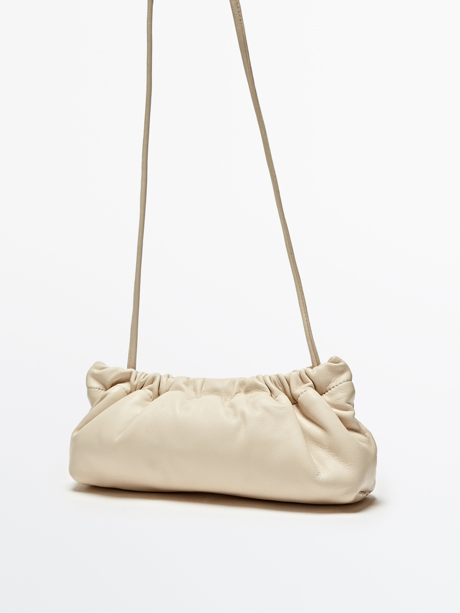 Bolsa de couro sem detalhes franzidos - BLANCO