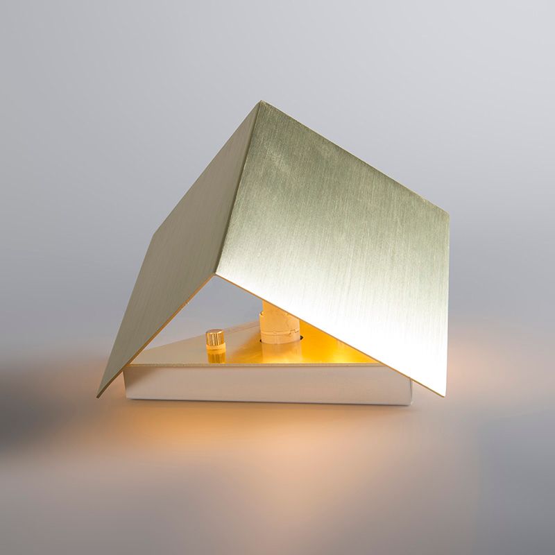 Moderne wandlamp goud met lichteffect - Cube