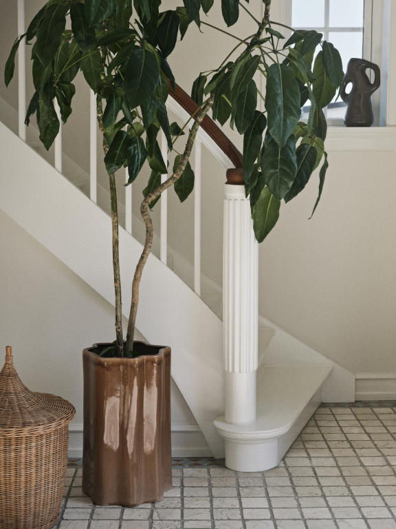 Broste Copenhagen Sonja bloempot 33x35 Brown