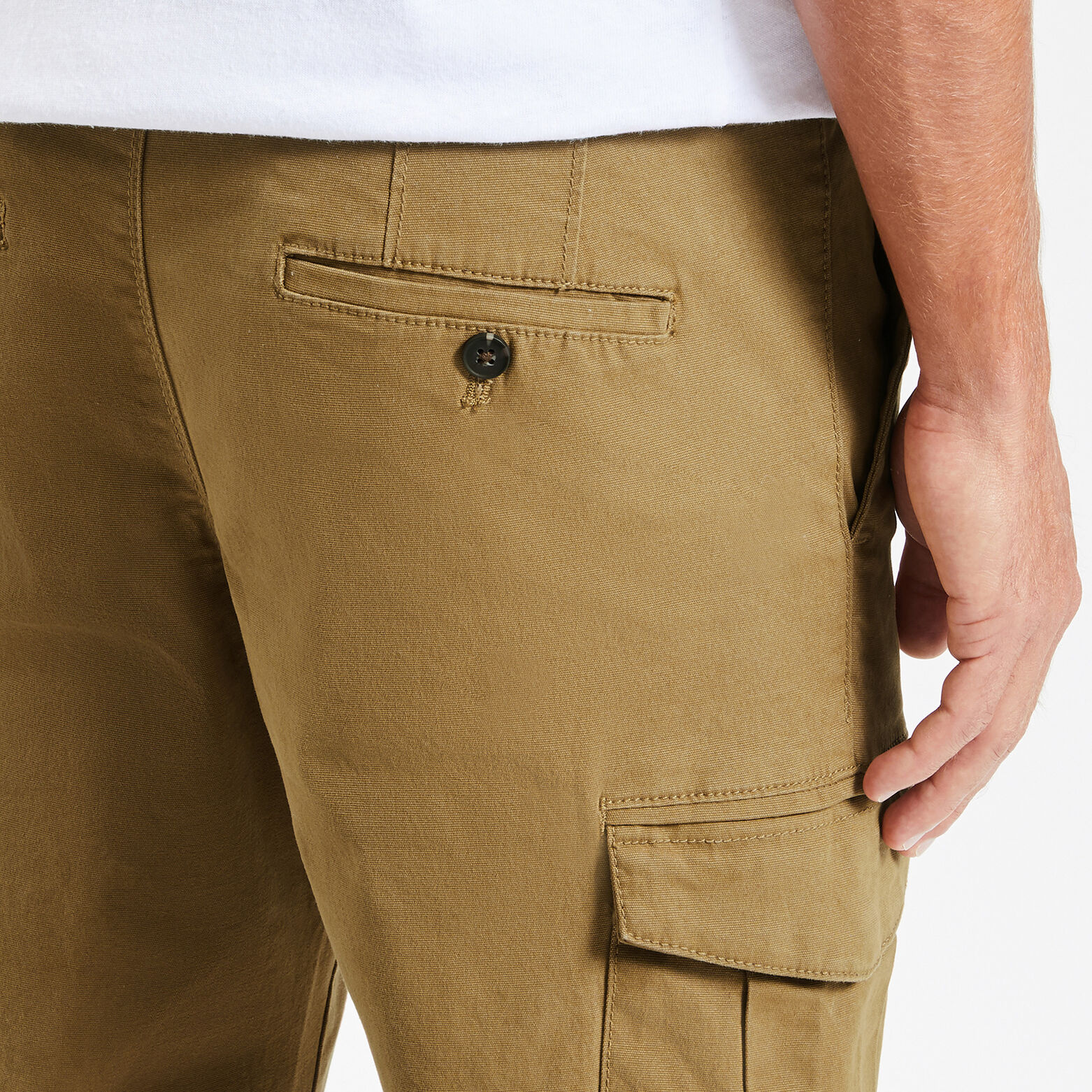 Pantalon cargo droit poches côtés Beige