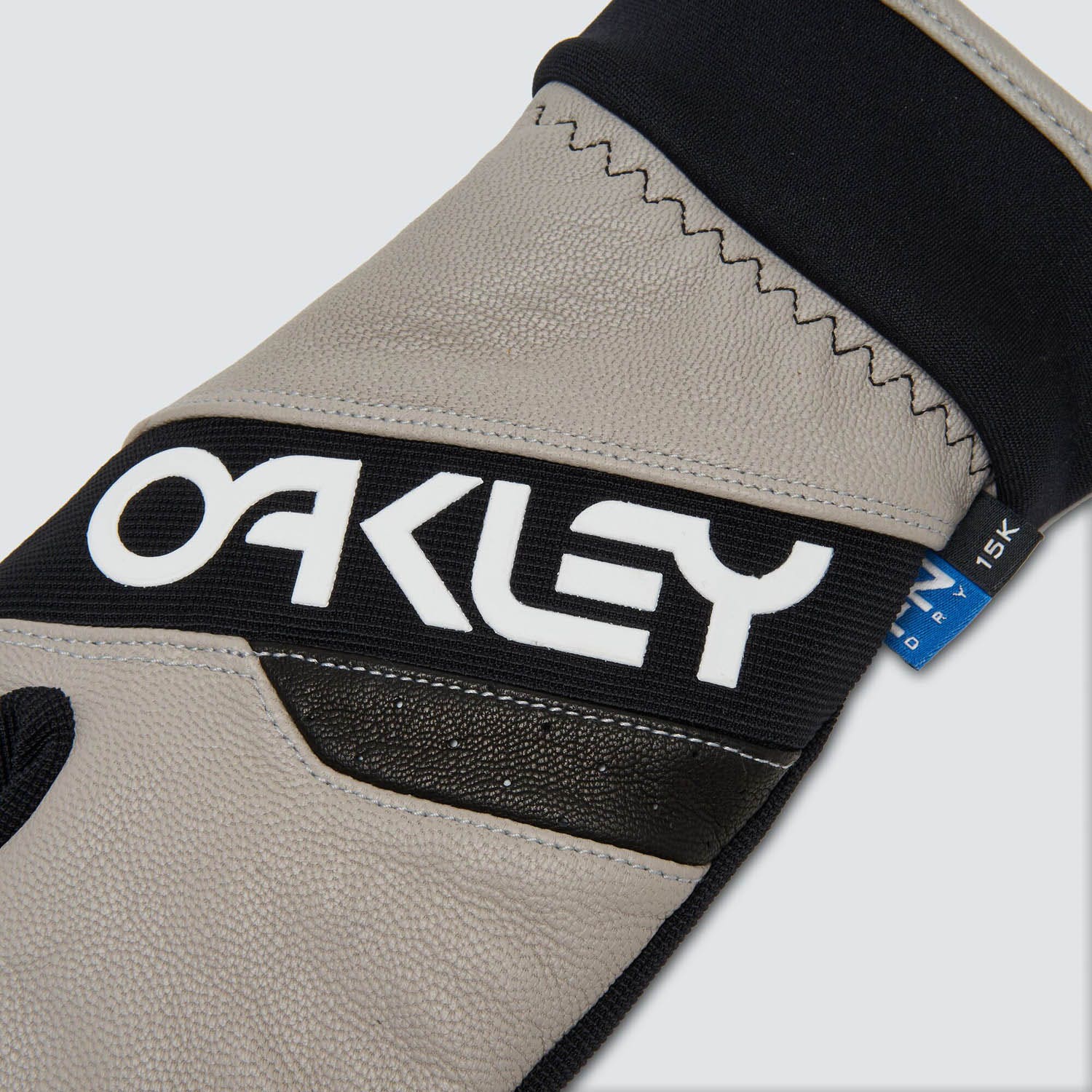 Oakley  Factory Winter Trigger Mitt 2
