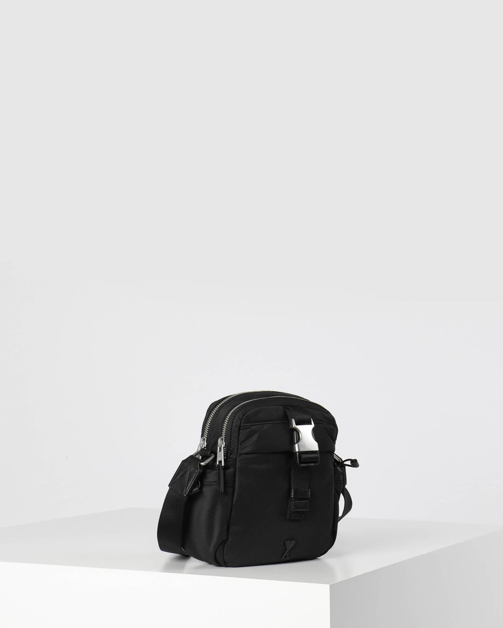 Ami Paris| Herren Umhängetasche ADC CROSSBODY POCKET BAG
