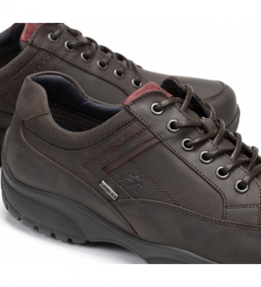 Sapatos Fluchos Wolf F0918 em couro marrom