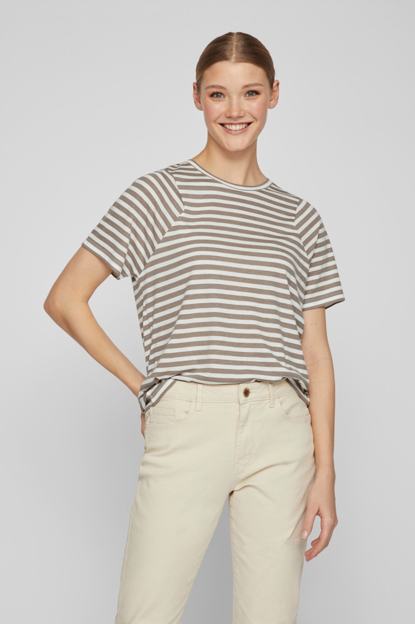 Camiseta Manga Curta Ranglan - Marrom
