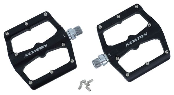 PEDALE VTT DESCENTE - BMX NEWTON NOIR A ROULEMENTS ALU CNC FILETAGE 9-16 AVEC PICOTS ARGENT DEMONTABLE (PAIRE)  115x97mm