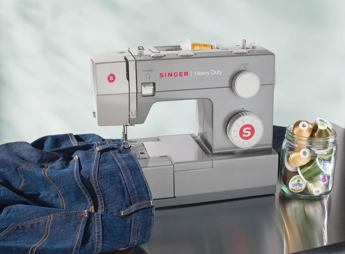 Máquina de costura Singer 4411 Heavy Duty, cinza