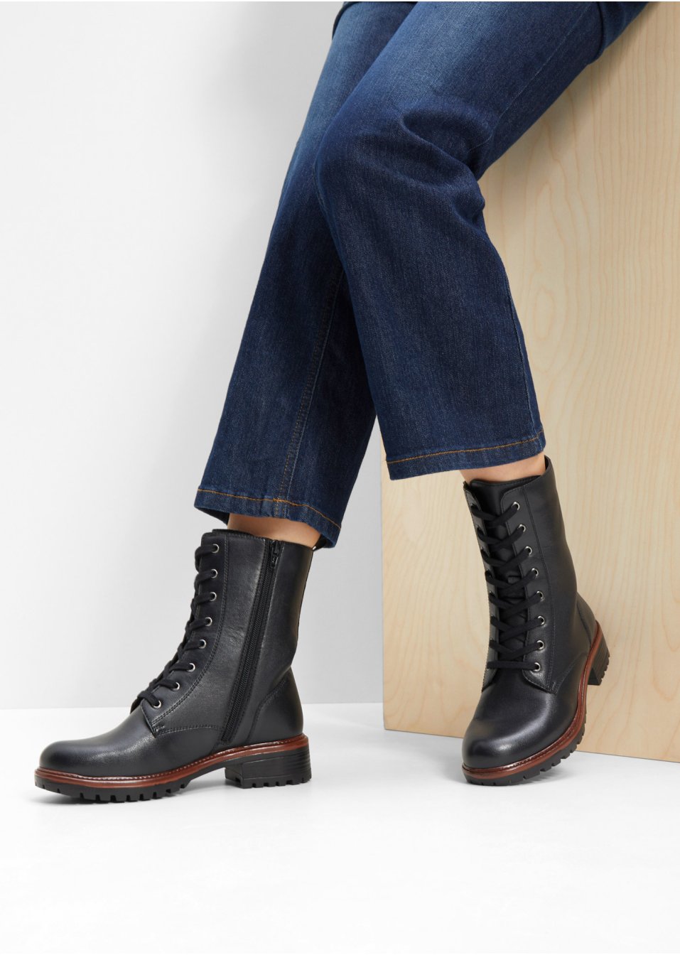 Boots à lacets