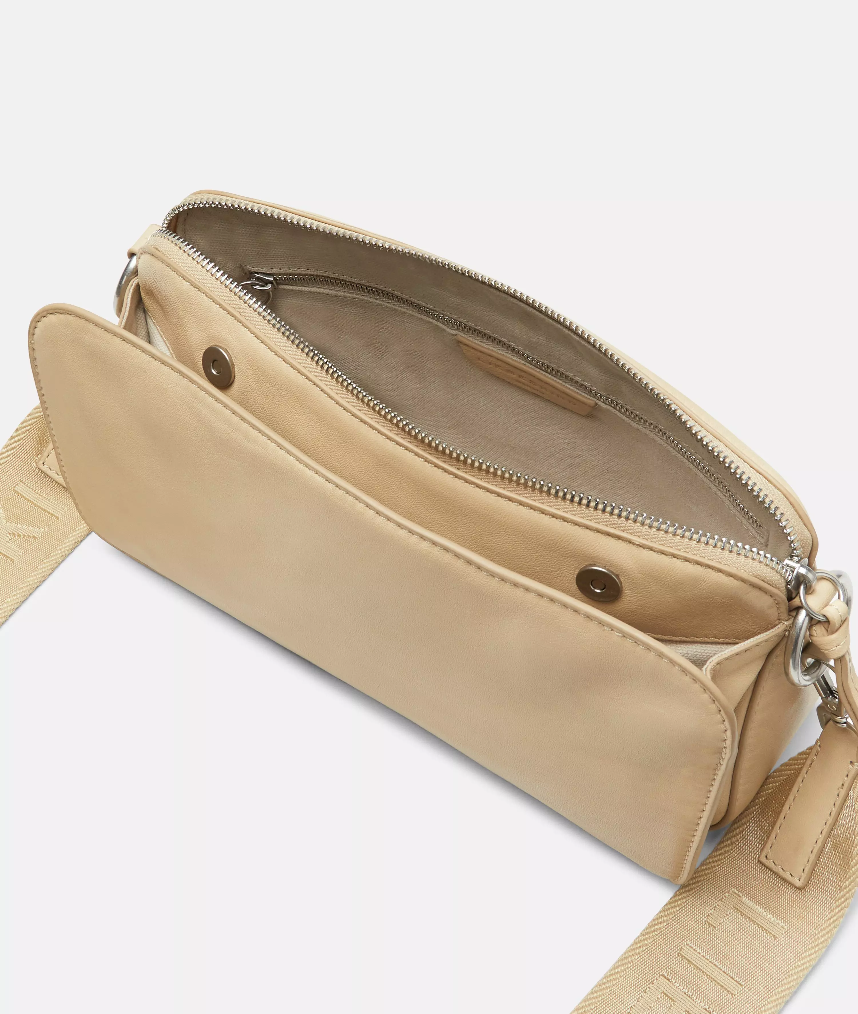 Clarice Crossbody M Spacious sheepskin shoulder bag