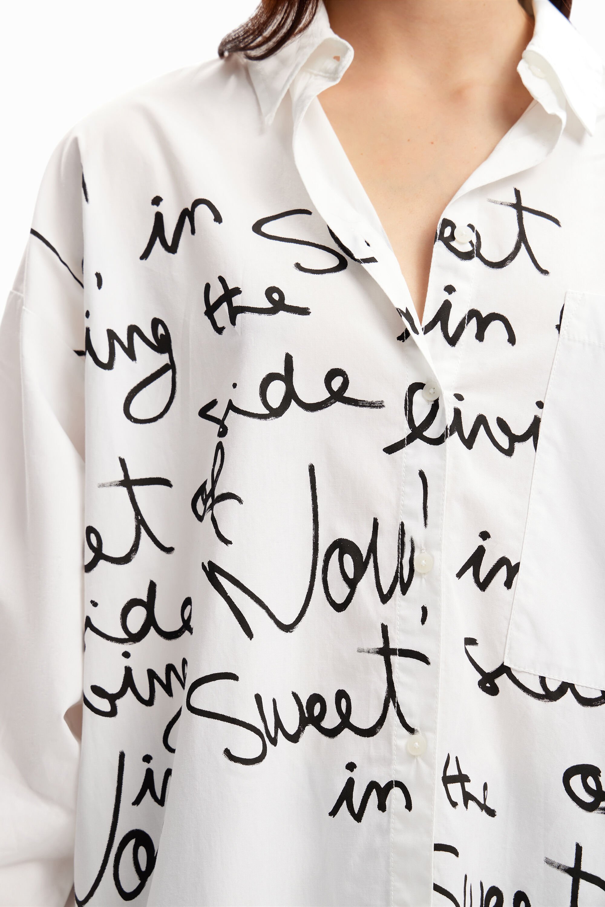 Chemise oversize lettering