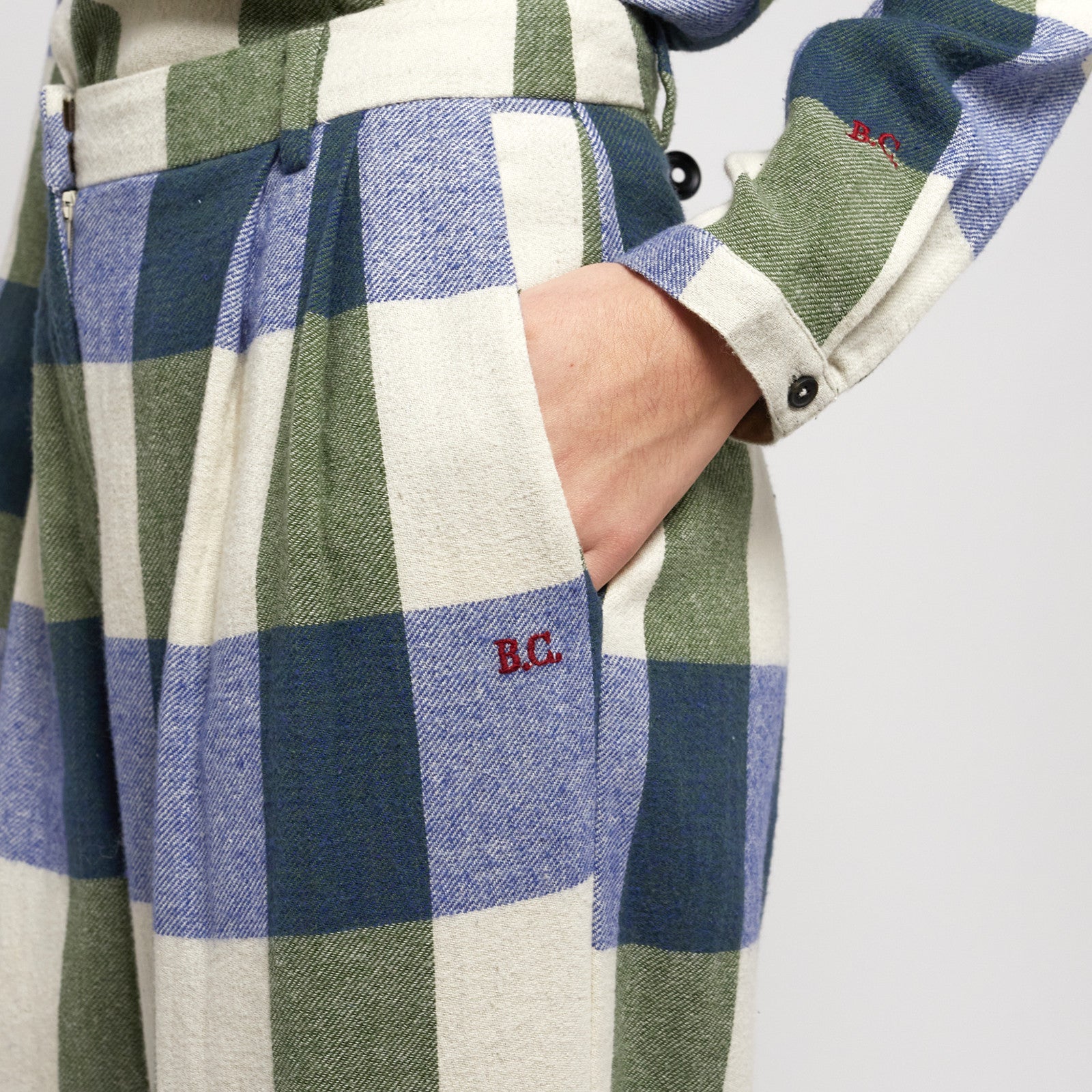 Hose Navy Blue Plaid Check