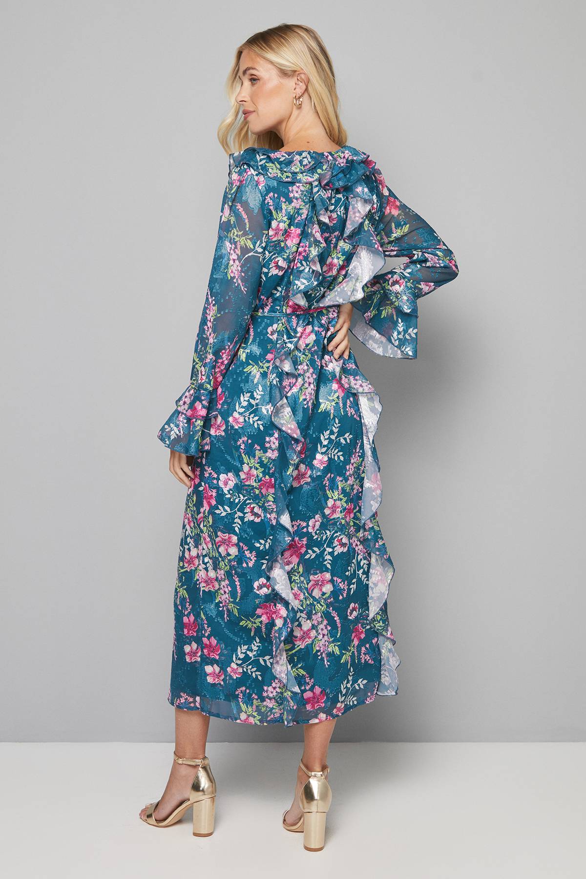 Wallis Robe Midi Petite à Motifs Floraux avec Volants et Ceinture