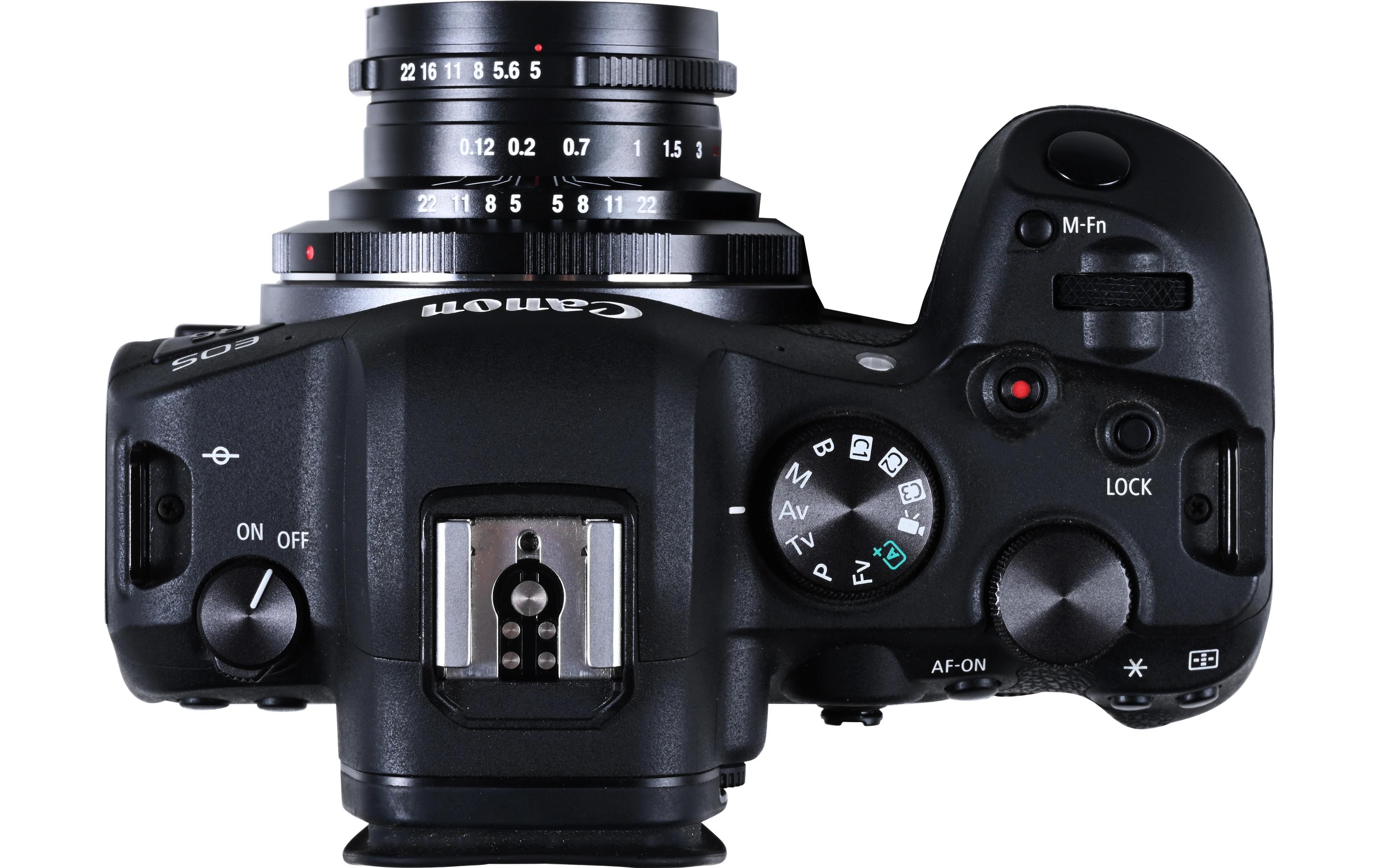 Festbrennweite 15 mm F/5 Cookie FF – Canon RF<br>Kompaktes Pancake-Objektiv für die Alltagsfotografie